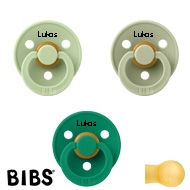 BIBS Colour Sutter med navn str2, 1 Evergreen, 1 Pistachio, 1 Sage, Runde latex